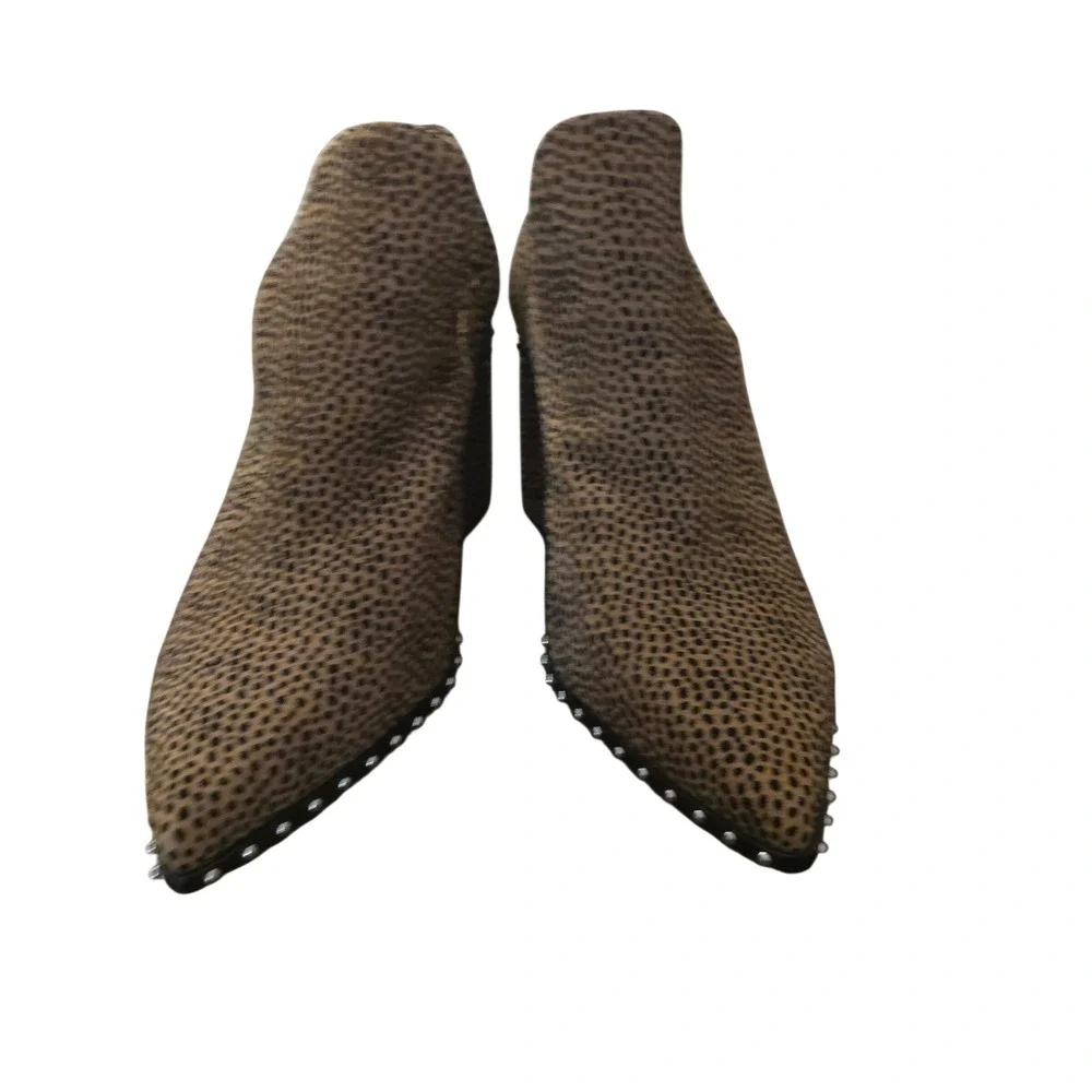 Gianni Bini Leopard Daveigh Suede 8.5‎ Studded Ankle Booties Block Heel Rocker